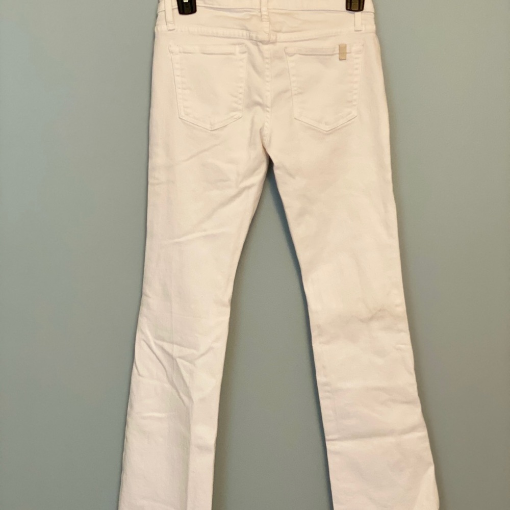 White Joes Jeans in petite cut.